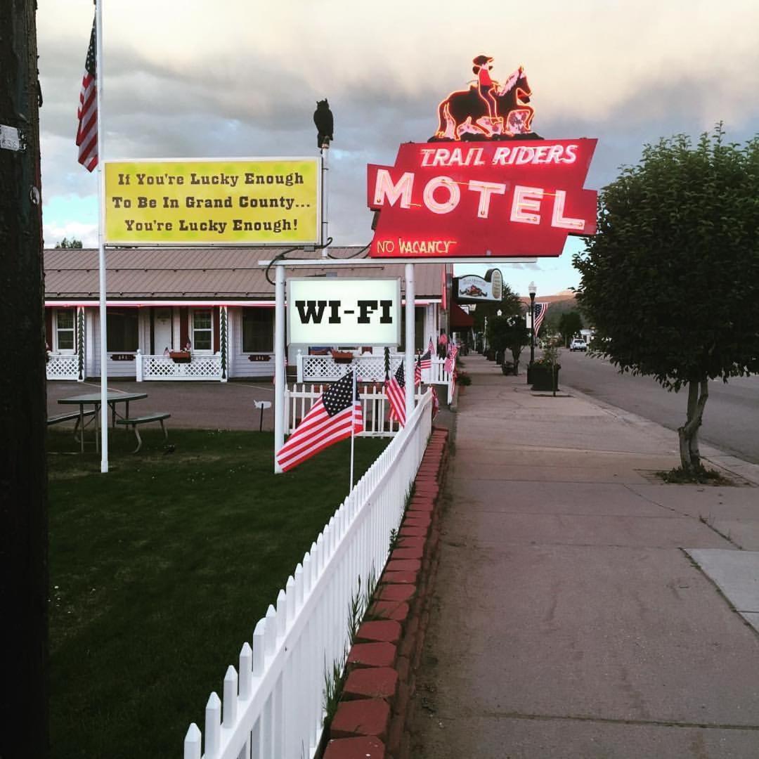 Trail Riders Motel Granby Dış mekan fotoğraf