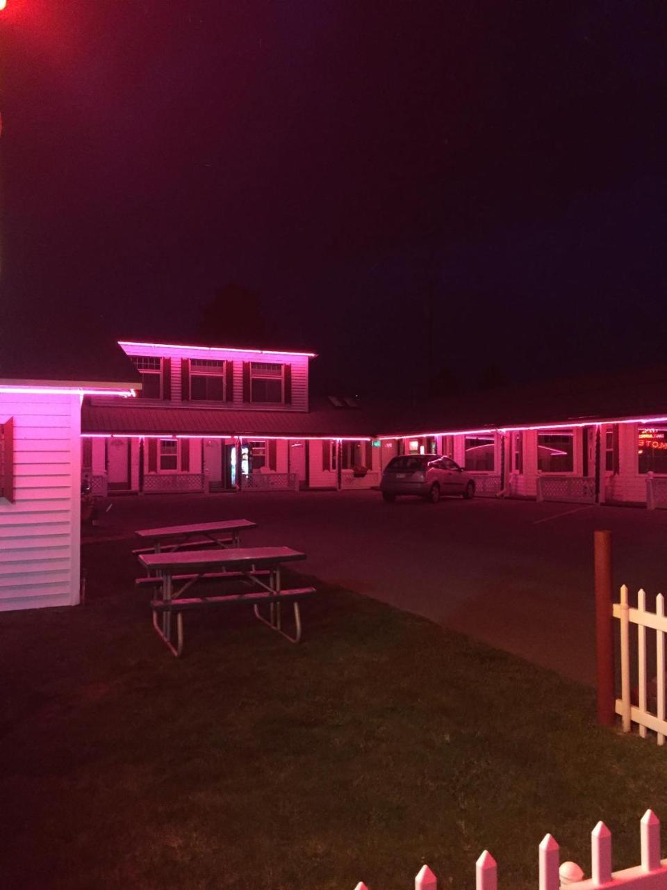 Trail Riders Motel Granby Dış mekan fotoğraf